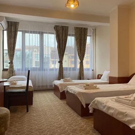 Хотел Сокол Hotel 3*