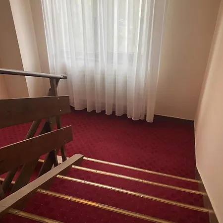 Hotel Хотел Сокол 3*